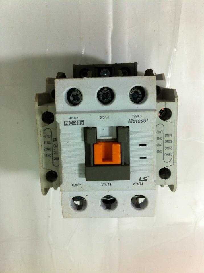 KHỞI ĐỘNG TỪ (CONTACTOR) LS MC-40A 40A COIL AC