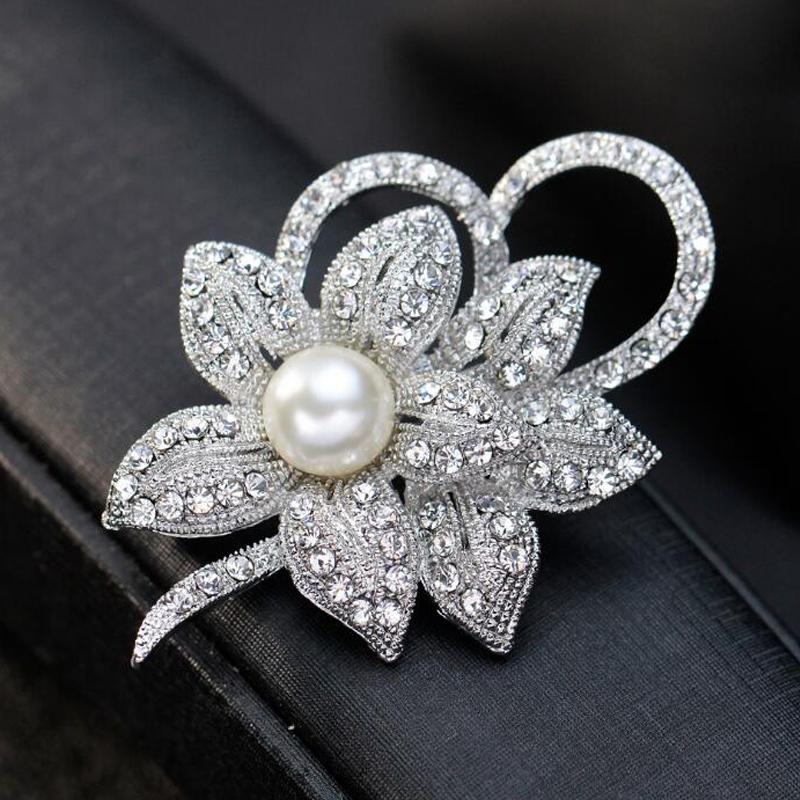 [HCM]Trâm cài áo hoa xinh đính ngọc trai cao cấp