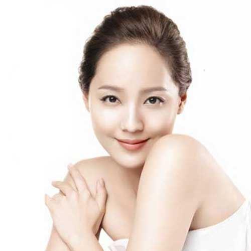 Sữa tắm trắng da Familiar chai 1lít trắng