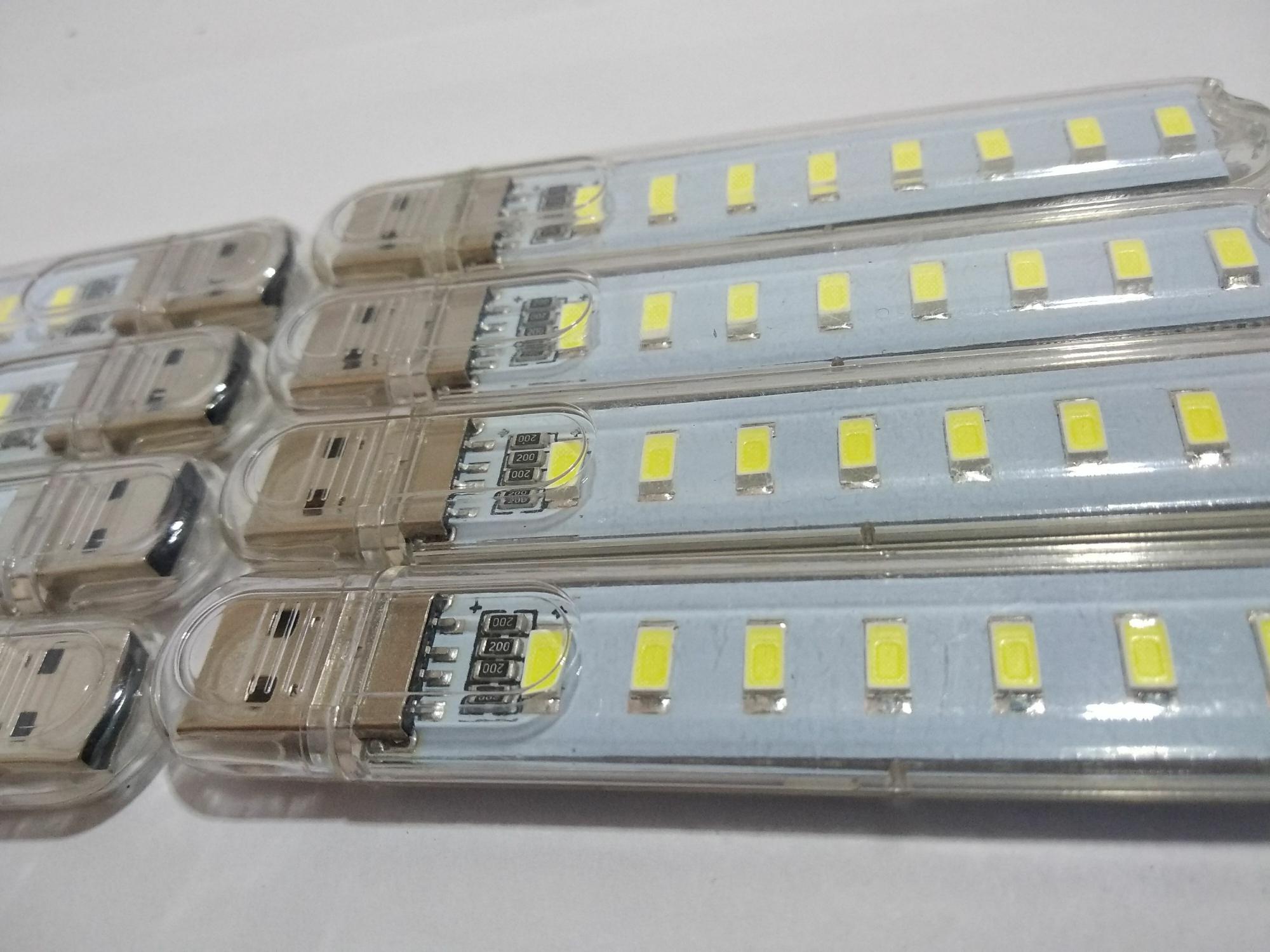 Đèn Led USB 8 Led siêu sáng.