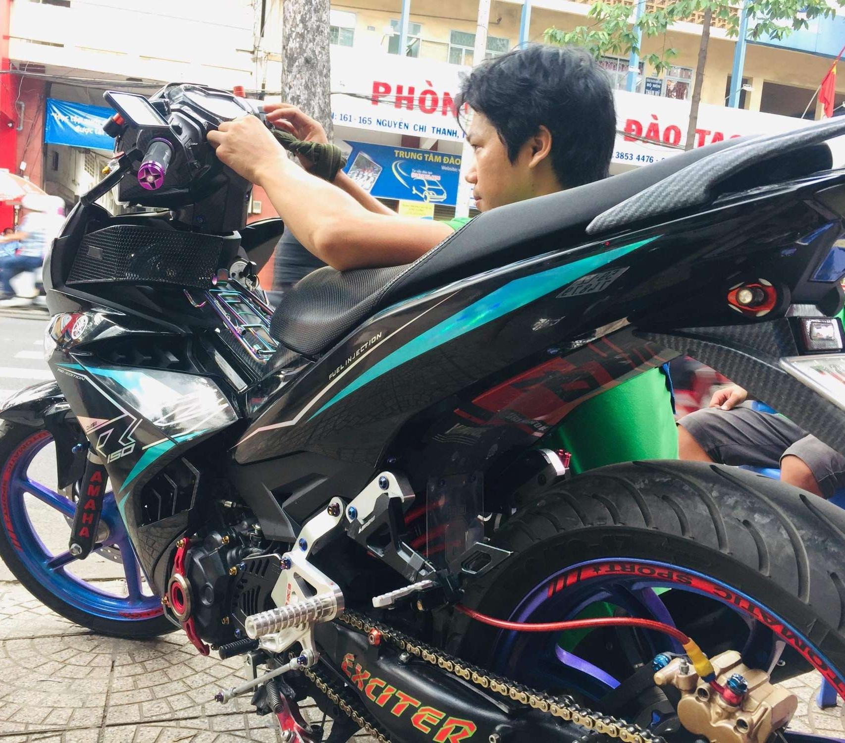 Tem ex 2019  titan 7 màu