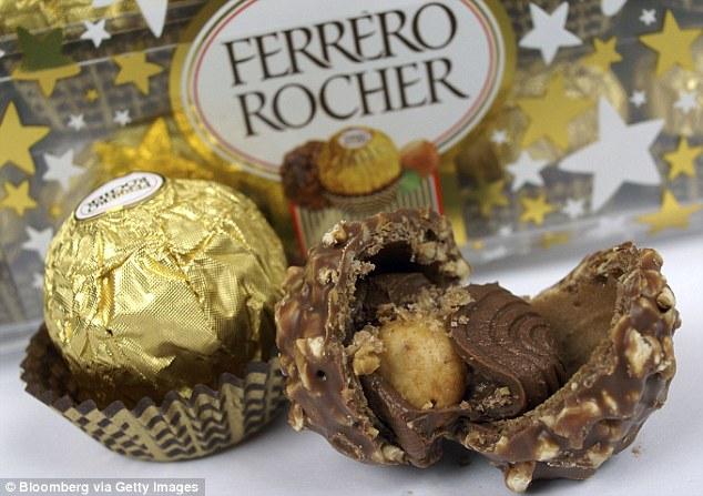 CHOCOLATE FERRERO ROCHER QUẢ CẦU VÀNG 125GR