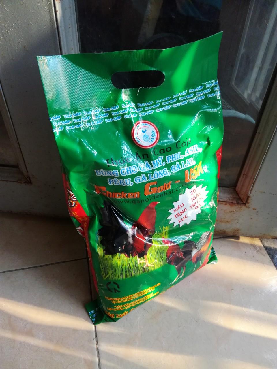 Chicken Gold - Thức ăn cho Gà Mỹ, Asil, Peru...2 Kg.