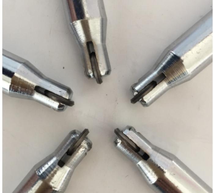 Lưỡi cắt gạch men  cây  bút (bàn đẩy tay) 1 cai