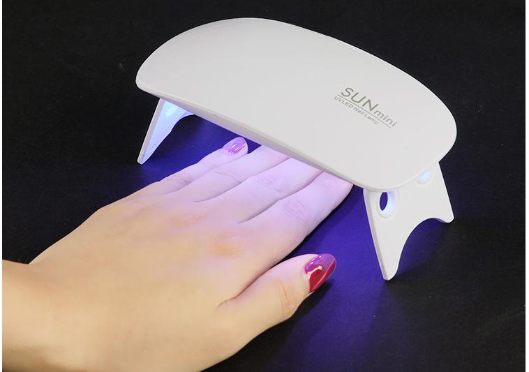 Máy hơ sơn móng gel sun mini