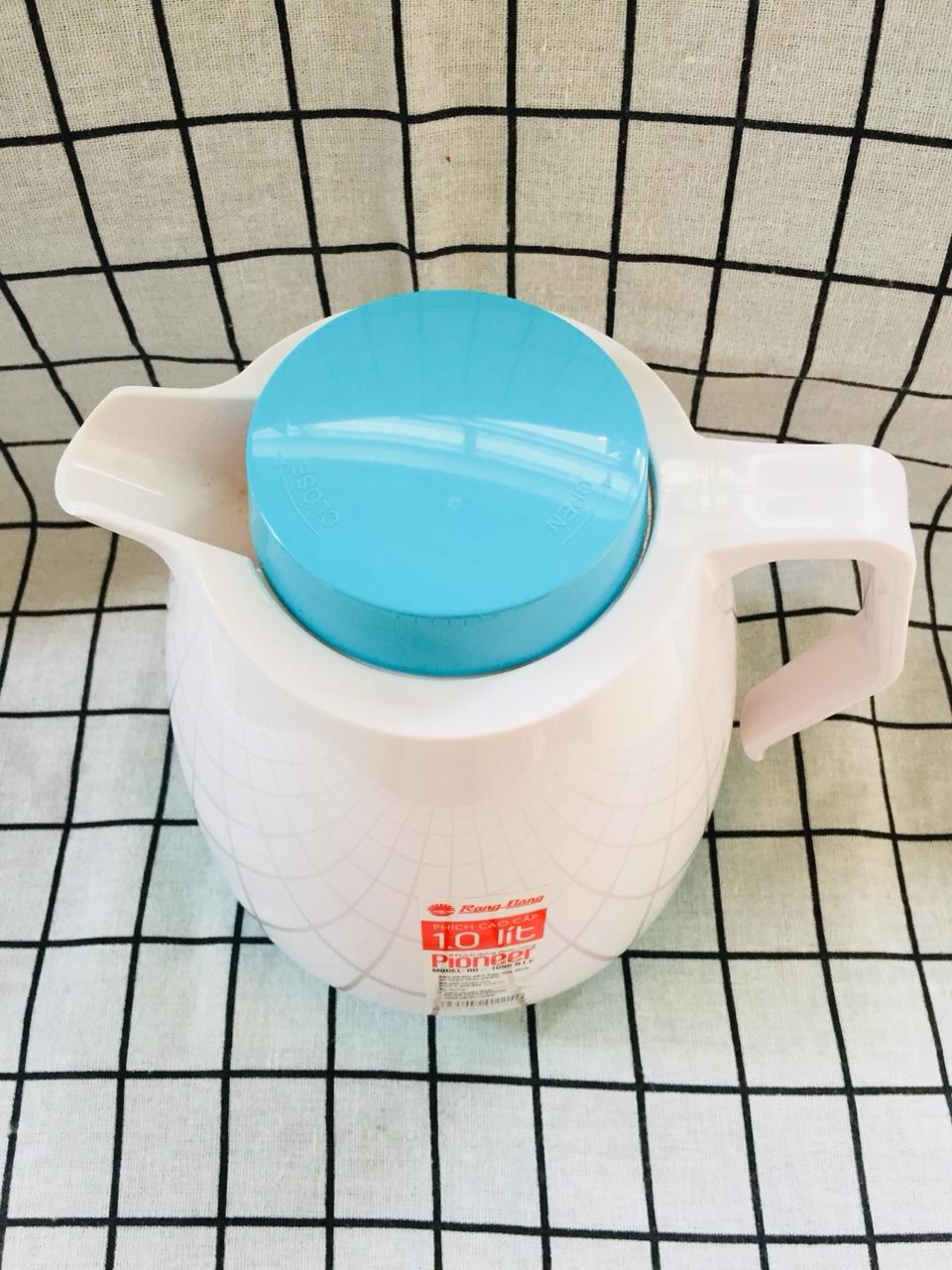 Bình trà giữ nhiệt 1 lít Rạng Đông RD 1055 N1.E (màu ngẫu nhiên)