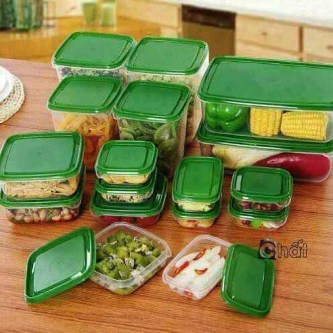 Hộp nhựa 17 món