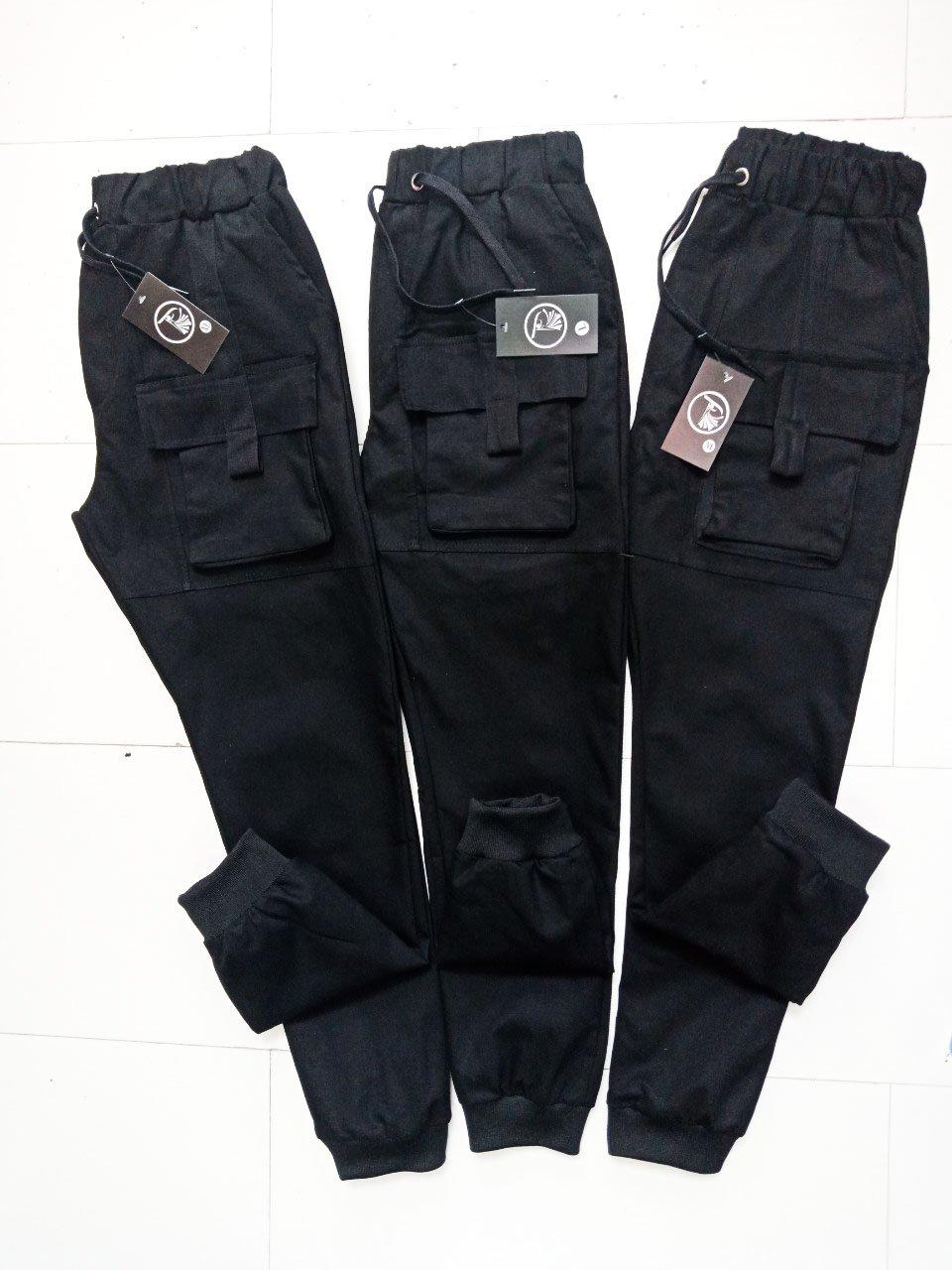 Quần jogger kaki nam túi hộp