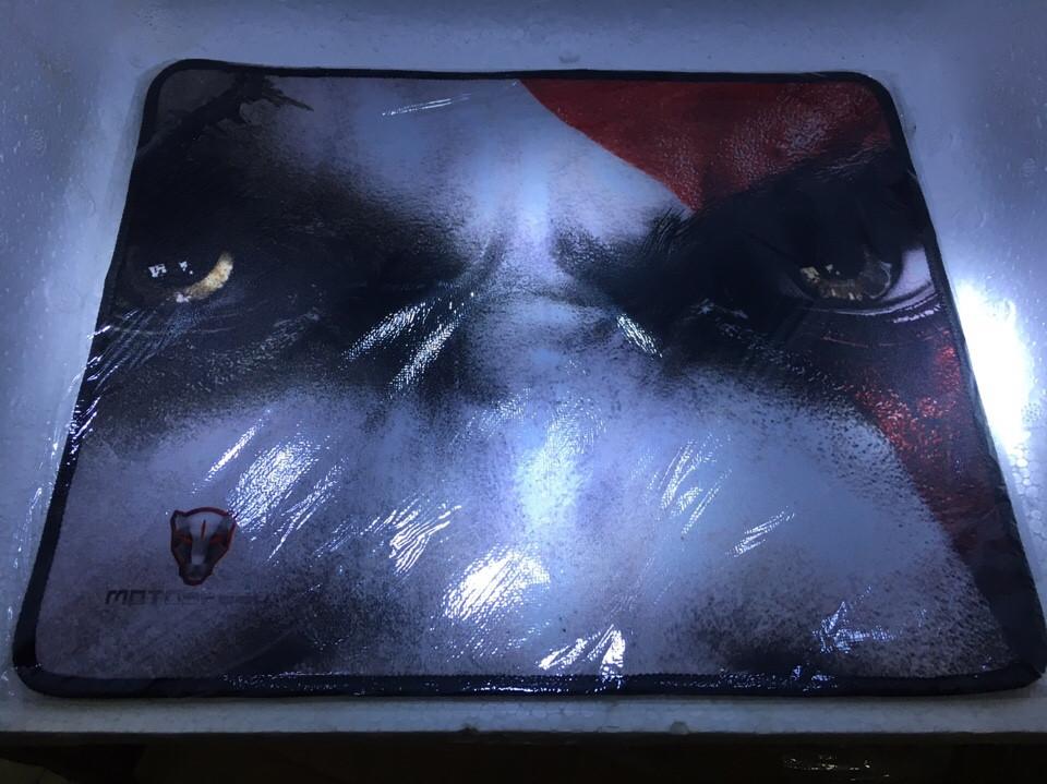 Mousepad hình game motospeed
