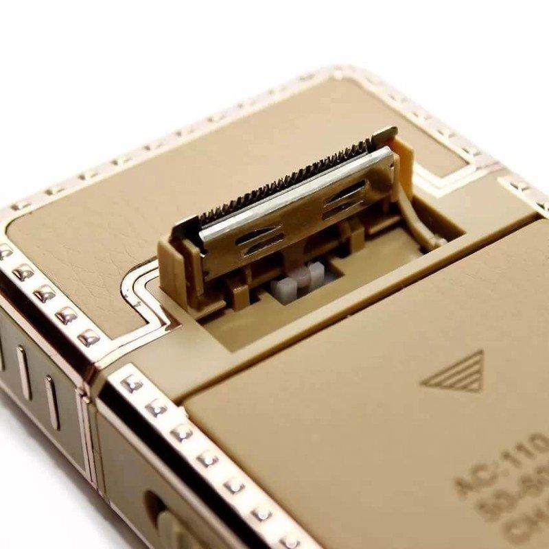Máy cạo râu hình quả táo kiểu dáng Iphone