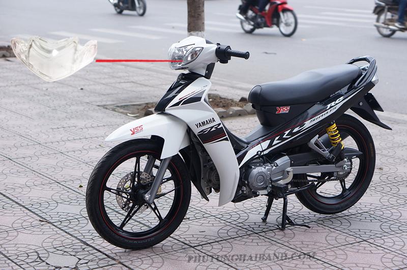 [HCM]Chụp kính đèn trước xe Sirius (có chữ Stanley)