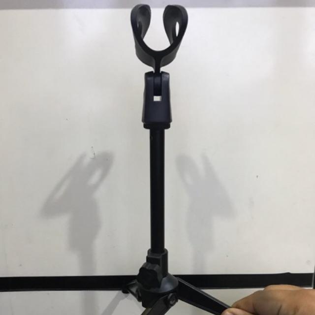 Chân đế micro để bàn livestream-