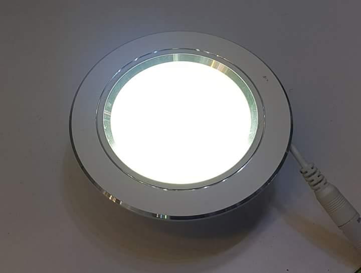 Bộ 10 đèn led âm trần viền bạc 7w tròn 3 màu 3 chế độ