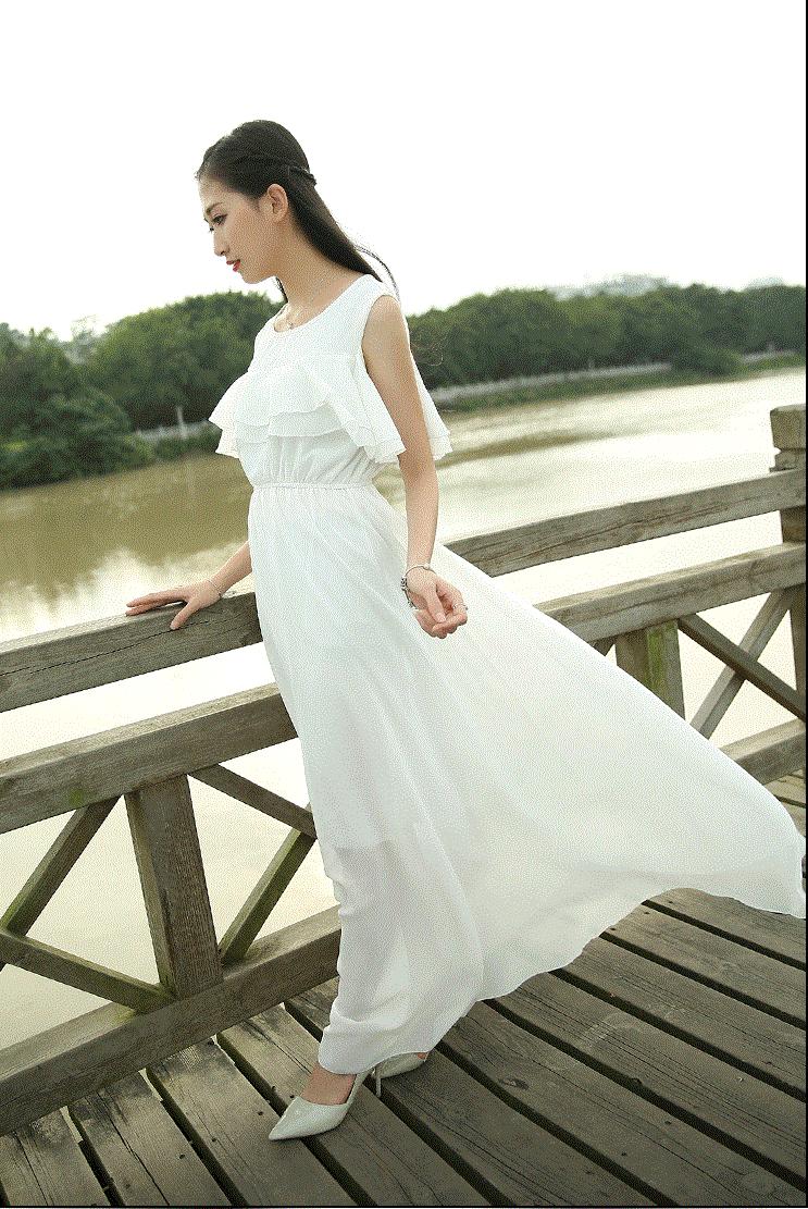 Đầm maxi chifon rớt vai (Trắng)