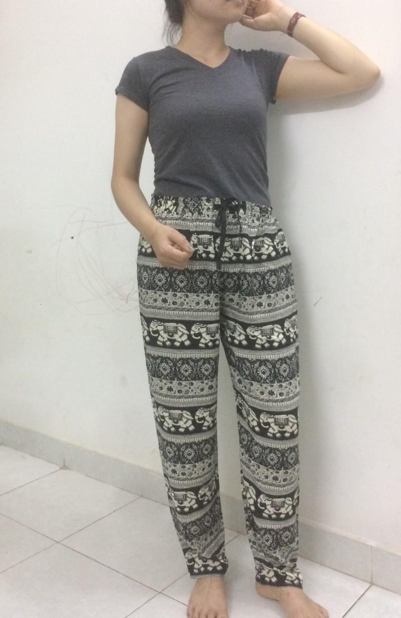 Quần boom lanh họa tiết siêu ấn tượng