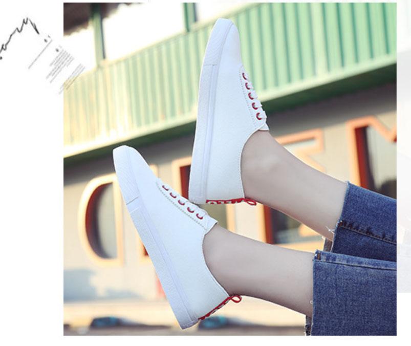 Giày sneaker nữ trắng R