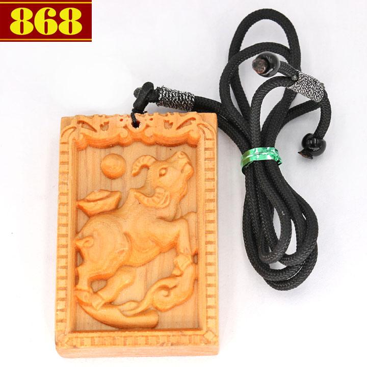 Vòng cổ 12 con giáp tuổi sửu gỗ hoàng đàn