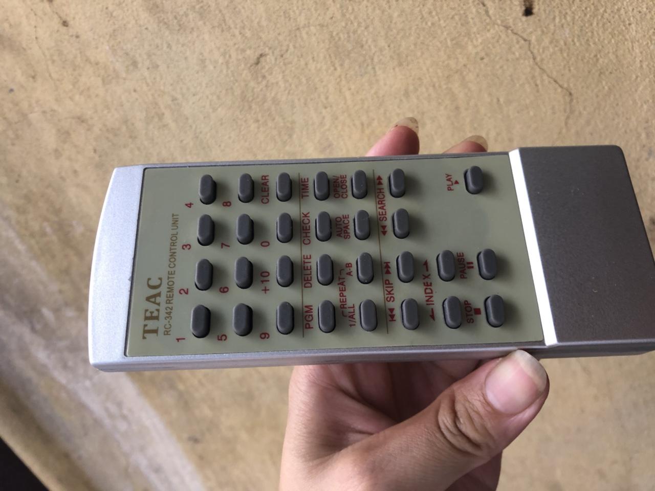 điều khiển  CD TEAC