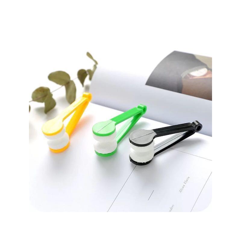 ComBo 2 Dụng Cụ Lau Mắt Kính Tiện Lợi