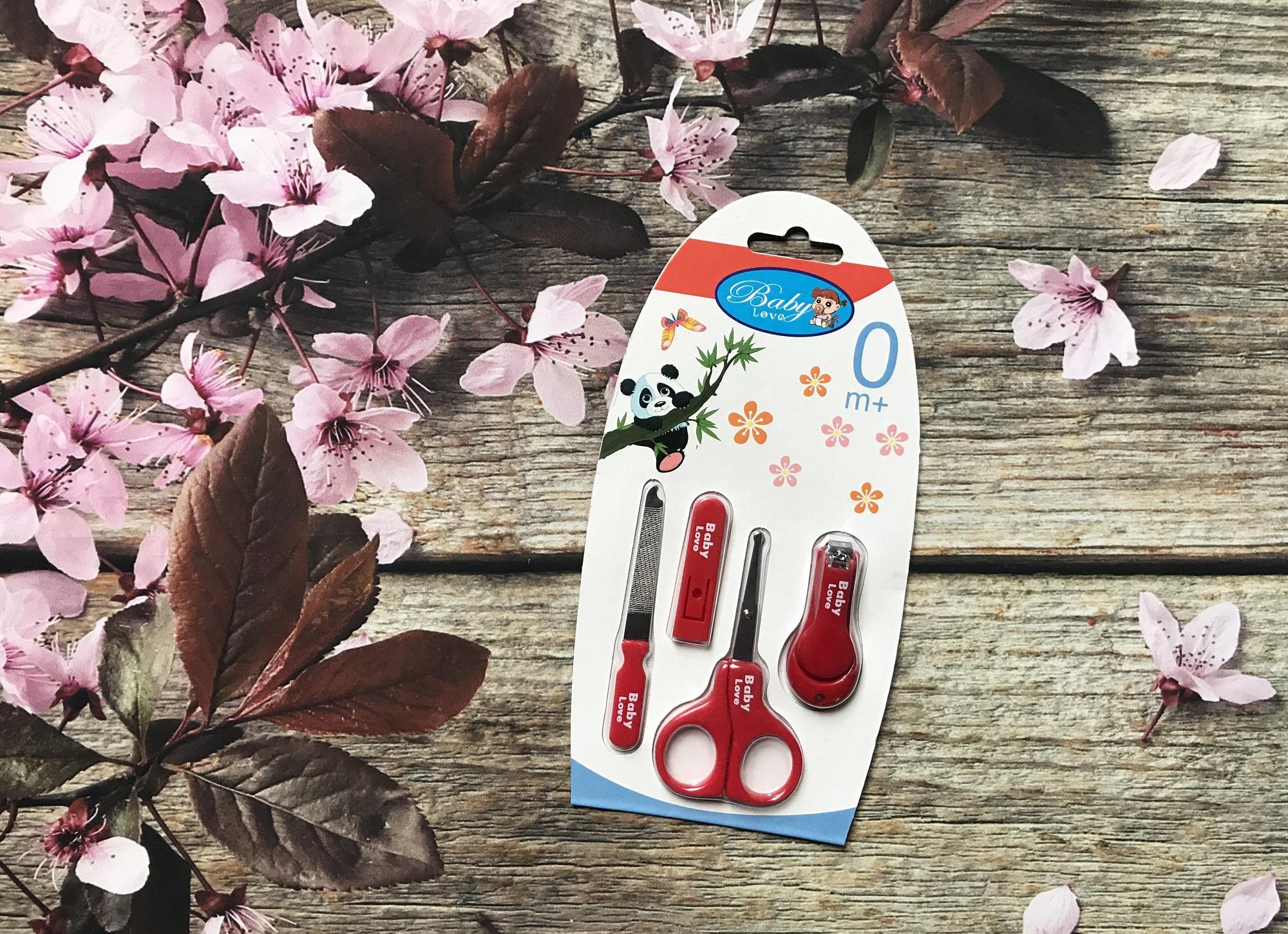 Bộ Dụng cụ Bấm Móng Tay 4 món cho bé sơ sinh ( Các Màu )