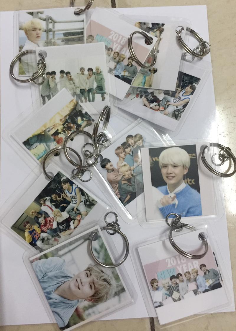Combo 10 Móc khóa in hình BTS