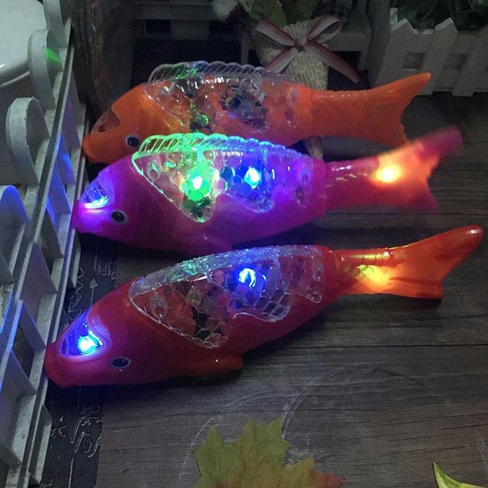 Lồng Đèn Cá Chép Phát Sáng Có Nhạc Có Bánh Xe