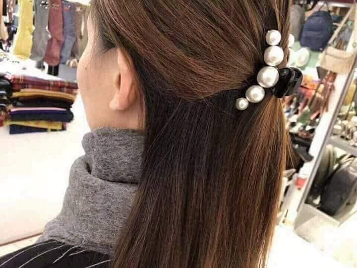 Set 2 kẹp tóc ngọc trai