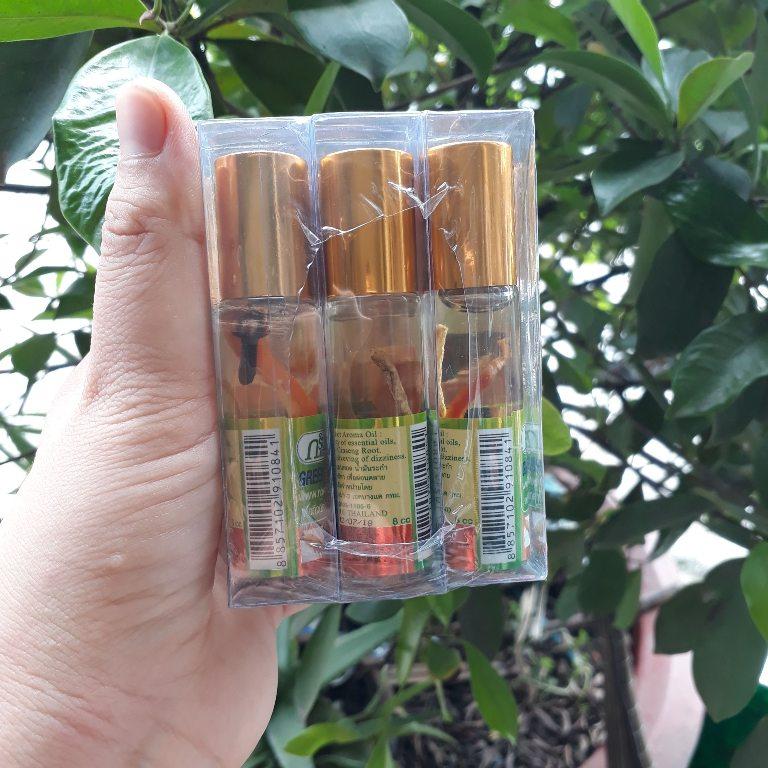 Combo 4 chai dầu gió lăn thảo dược nhân sâm Thái Lan