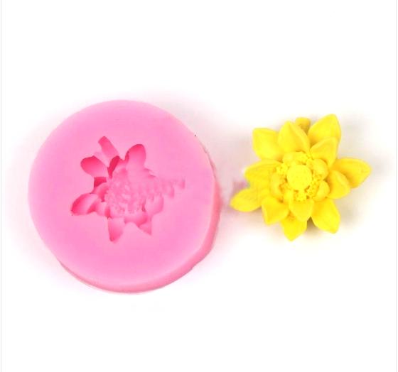 Khuôn rau câu silicon 3D hoa sen nhỏ