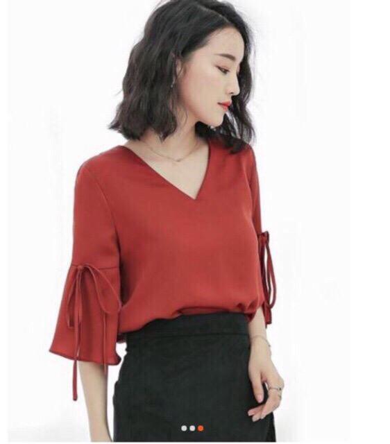 ÁO CỔ TIM TAY XẺ PHONG CÁCH