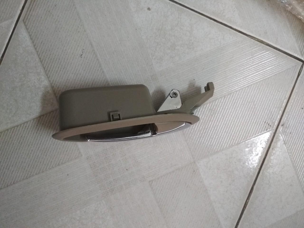 Tay mở cửa trong Lifan