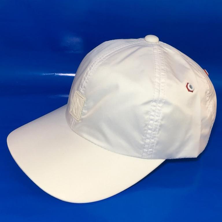 Nón kết vải dù thời trang (Trắng)