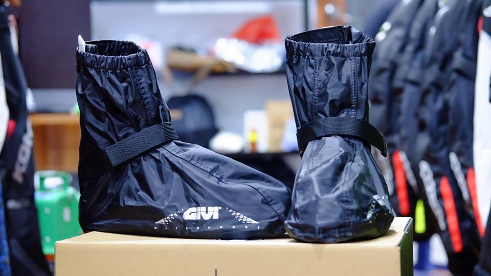 Ủng đi mưa Givi SC02