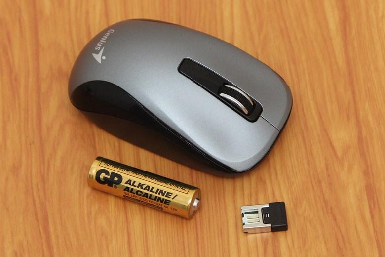 Chuột Genius NX 7010 xám không dây