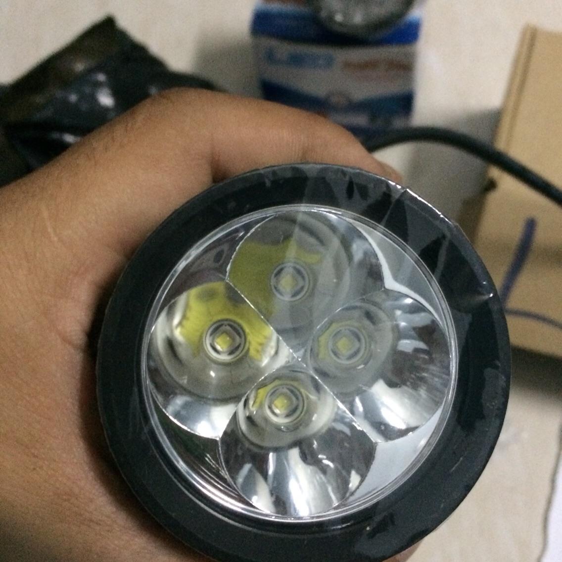 Đèn trợ sáng L4x f1