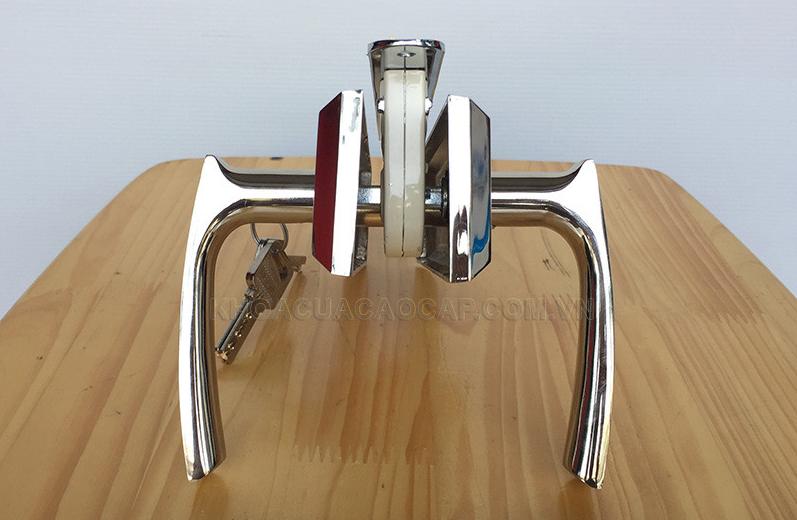 Khóa Cửa Việt Tiệp Tay Gạt 04908 (Cửa Chính)