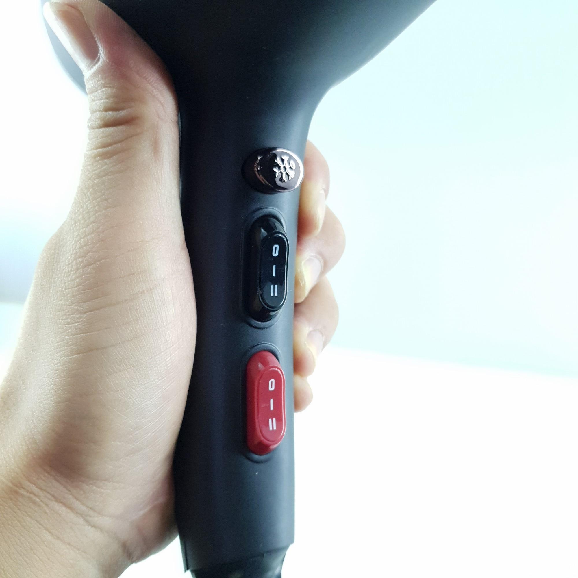 MÁY SẤY TÓC CAO CẤP 2 CHIỀU TONY&GUY 9966 2400W