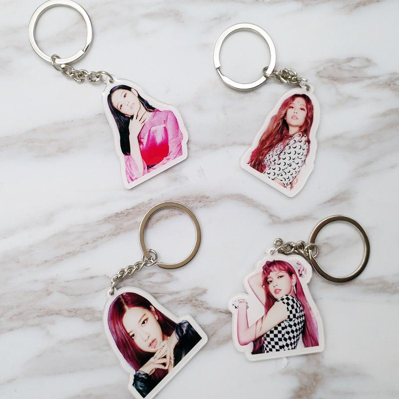 Móc chìa khóa hình các thành viên BLACK PINK