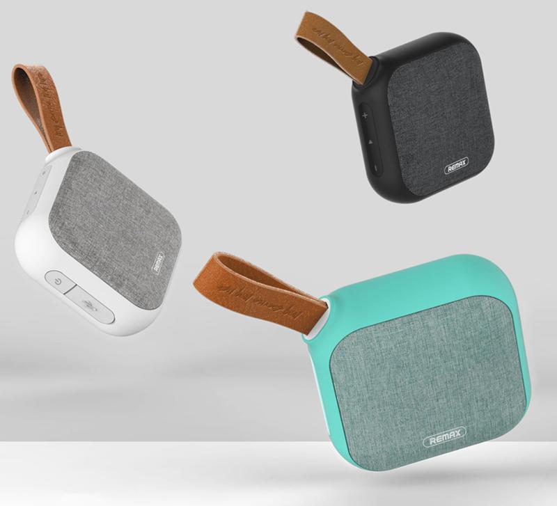 Loa Bluetooth mini xách tay chống nước Remax RB - M15
