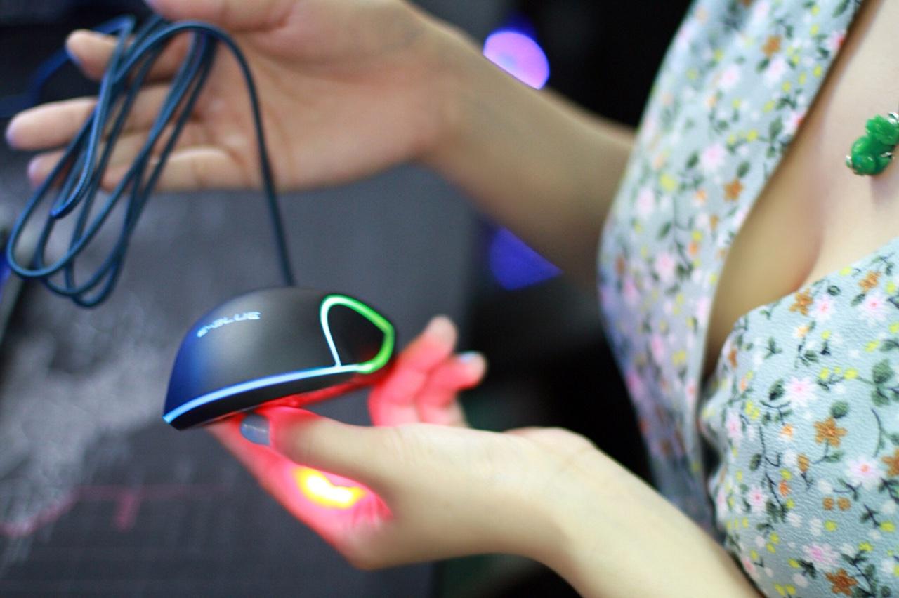 Chuột game Eblue EMS667