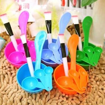 Dụng Cụ Bát Trộn Mặt Nạ ( Màu ngẫu nhiên )