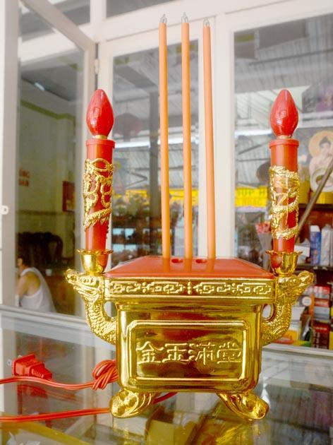 Lư hương cắm điện đặt bàn thờ cửu huyền