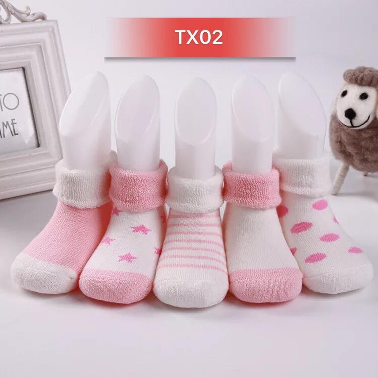 COMBO 5 ĐÔI TẤT LÔNG XÙ CHO BÉ SIÊU ĐÁNG YÊU
