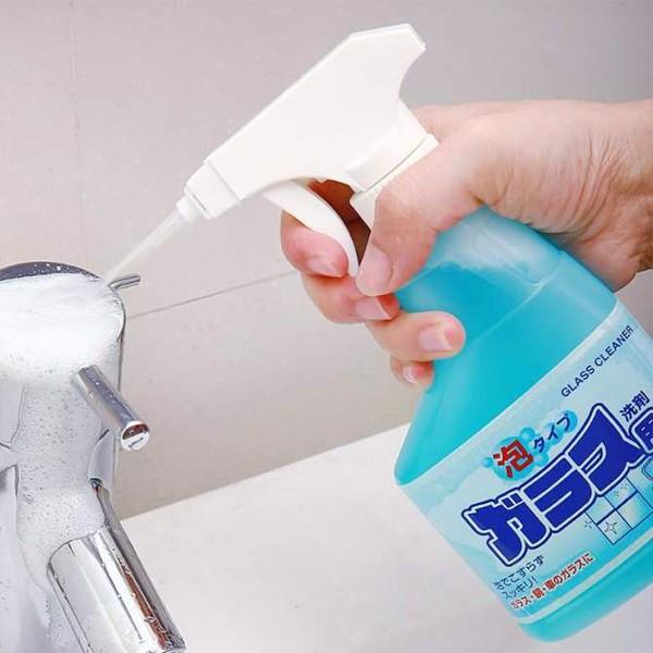 Chai xịt vệ sinh kính 300ml Rocket - Hàng Nhật nội địa