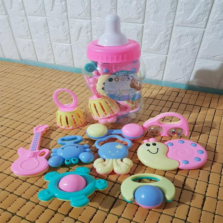 BỘ ĐỒ CHƠI XÚC XẮC BÌNH BÚ 9 MÓN CHO BÉ
