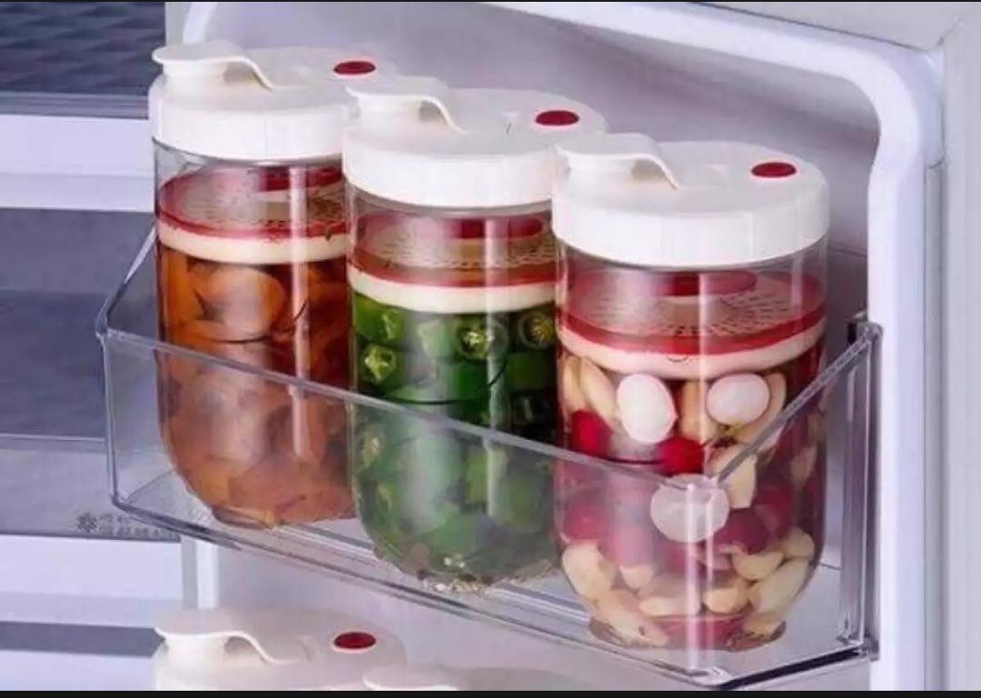 [HCM]Hộp muối dưa cà interlock 1.3 lít