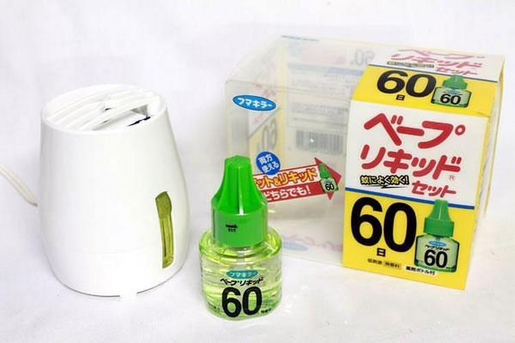Máy Đuổi Muỗi Xông Tinh Dầu Nhật Bản