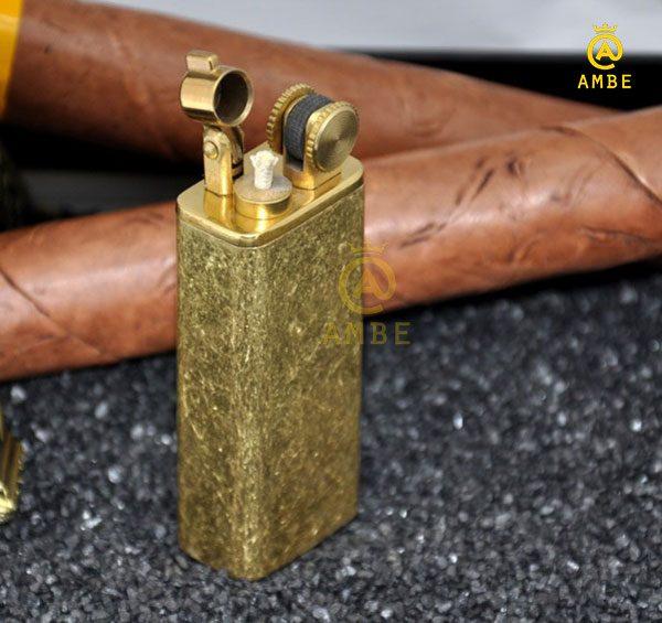 Bật lửa xăng đá Zorro Z545