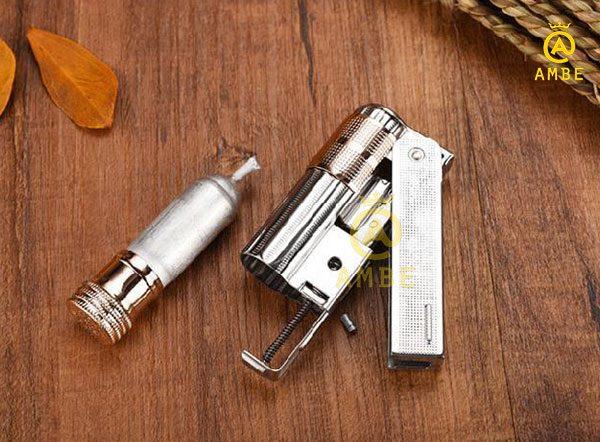 Bật lửa cối xăng kiểu cổ Z6700A