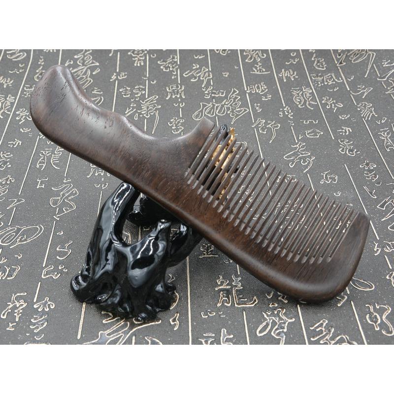 Lược gỗ đàn hương đen Mã 1901